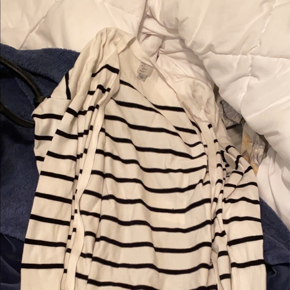 Women’s Cardigan sweater